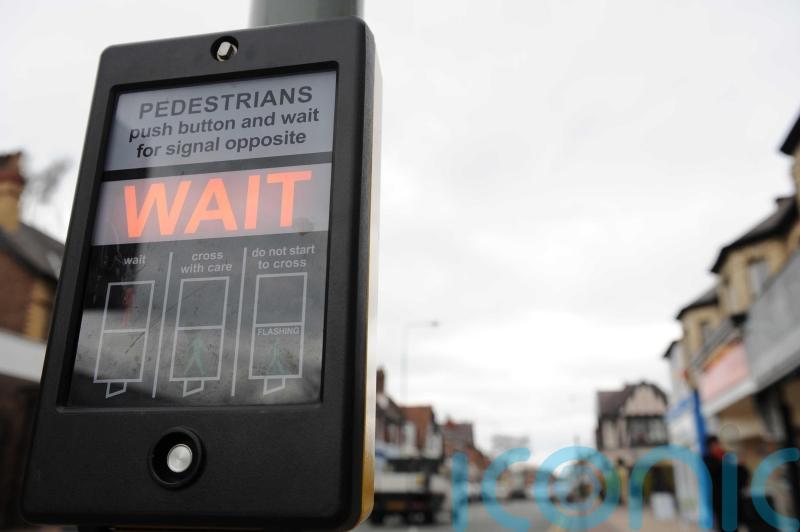 Pedestrian road deaths rose 6% last year
