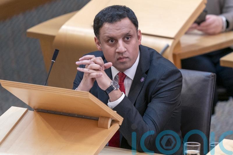 Sarwar says Labour candidate has shown contrition on smuggler gang ‘stupid joke’