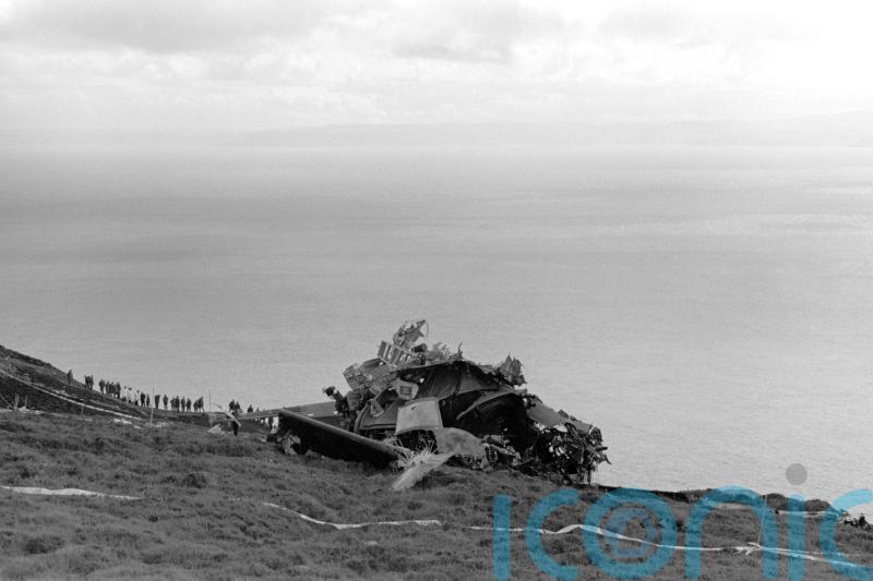 Widow of man killed in helicopter disaster calls on Crown Office to investigate
