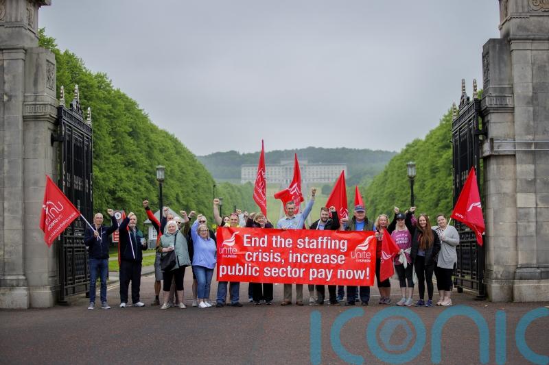 Minister hopeful education support worker strike averted on Tuesday