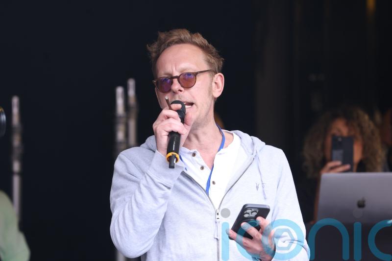 Police officers who posed with Laurence Fox &lsquo;didn&rsquo;t know who he was&rsquo;