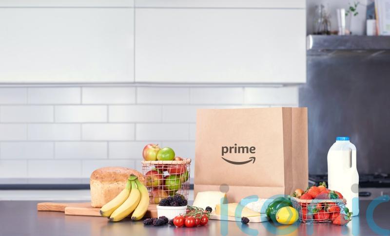 Amazon extends grocery deliveries to all UK customers