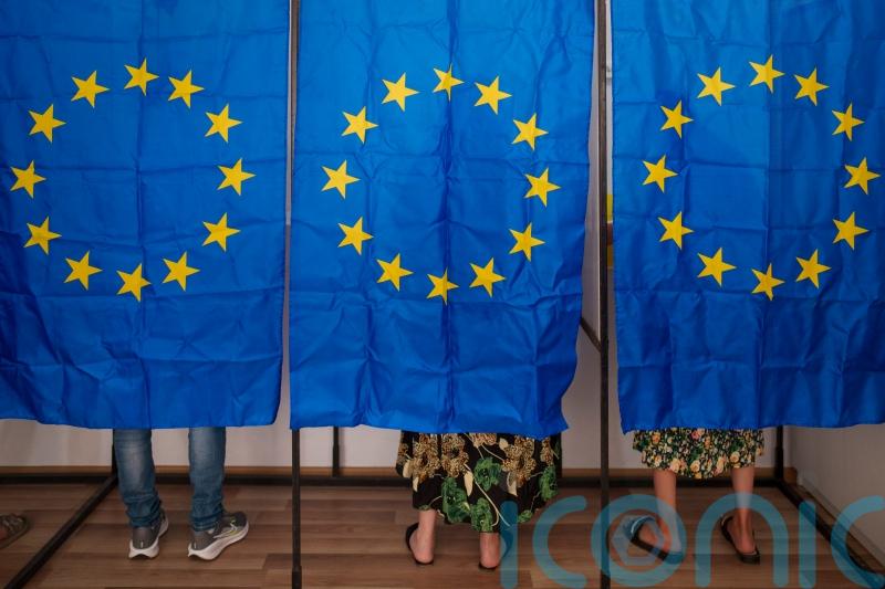 Early estimates suggest shift to far right as EU elections near end