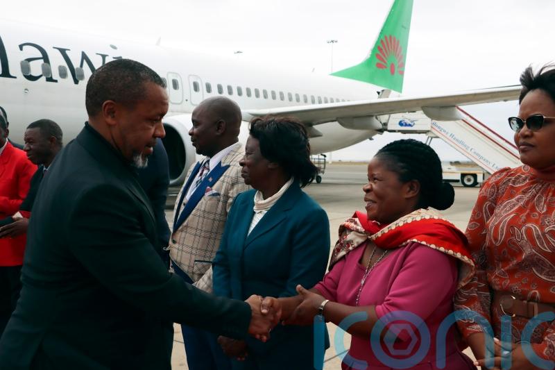 Soldiers in Malawi search forests for missing plane carrying vice president