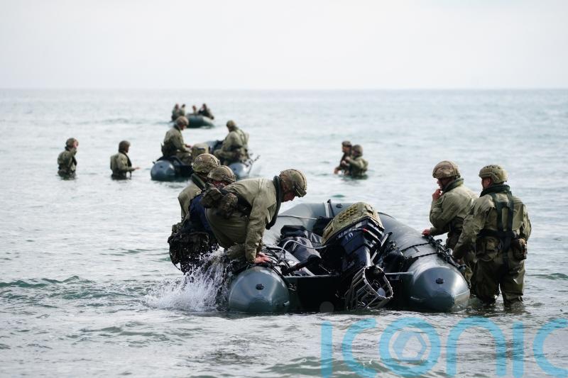 Teenagers &lsquo;will only serve 25 days in military under national service plan&rsquo;