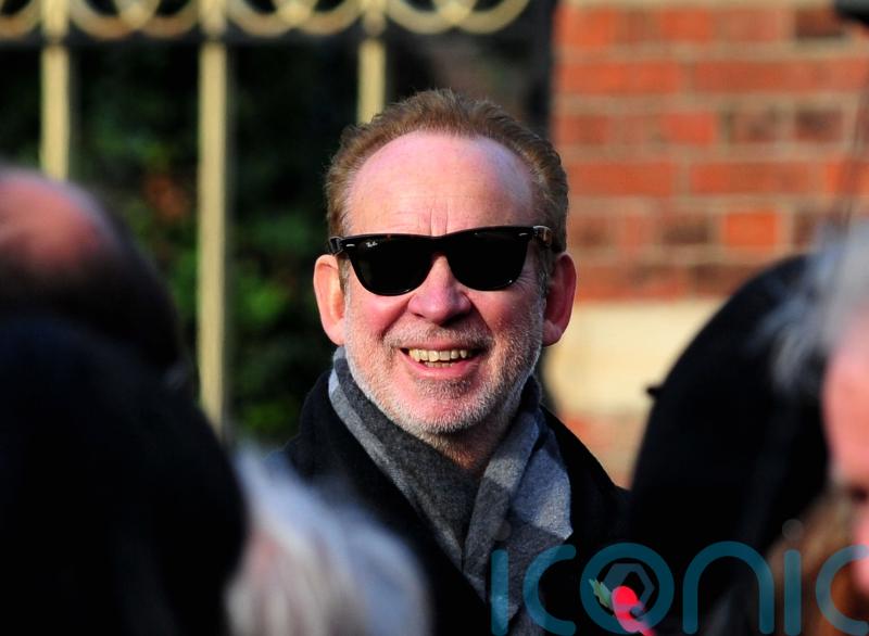 Roxy Music guitarist Phil Manzanera honoured with OBE