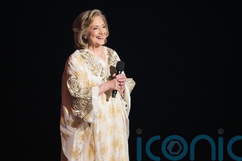 Hillary Clinton receives standing ovation during surprise Tony awards appearance