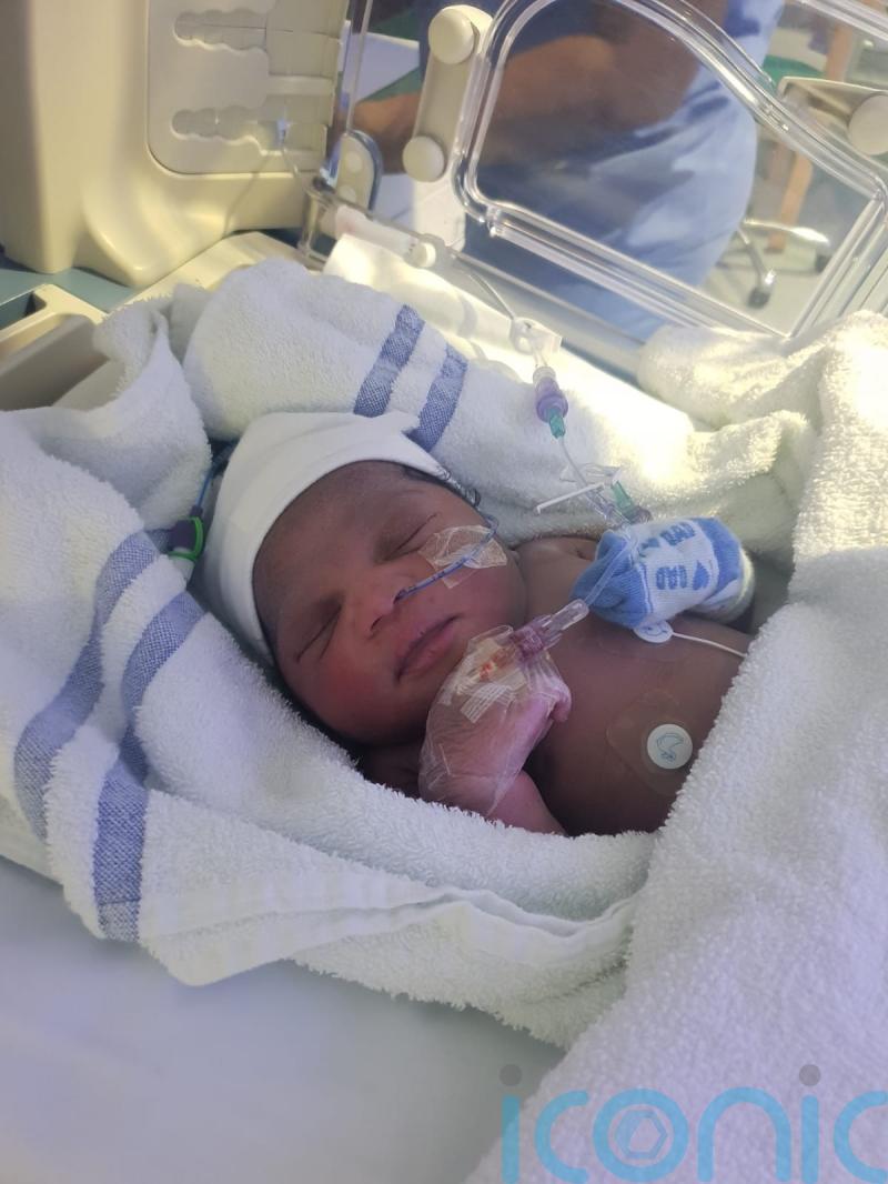 No new leads to find parents of three children abandoned in London, police say
