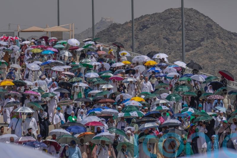 Hundreds died during Hajj pilgrimage amid intense heat, Saudi officials say