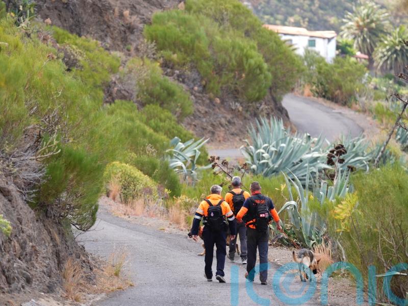 Firefighters scour hillsides for missing British teenager Jay Slater in Tenerife