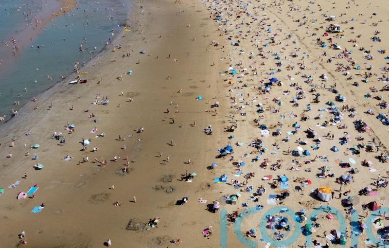 Health fears raised for older people as UK temperatures to reach sweltering 31C