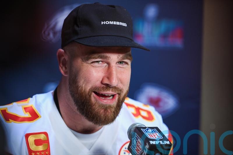 Travis Kelce to discuss London in his podcast after Taylor Swift show appearance