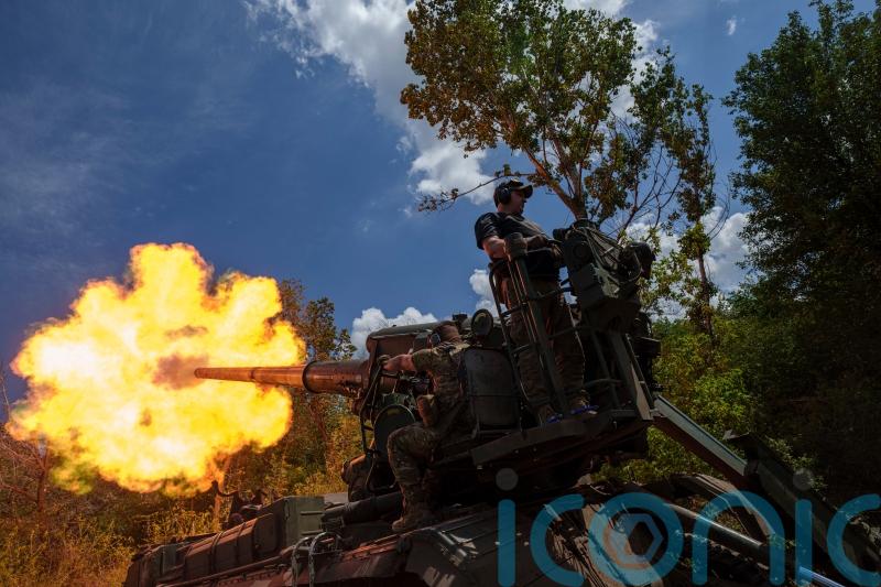 Russia keeps up frontline pressure before Ukraine receives Western aid boost