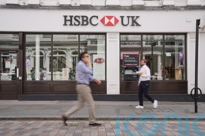 HSBC and Virgin Money among banking customers facing pay day outages