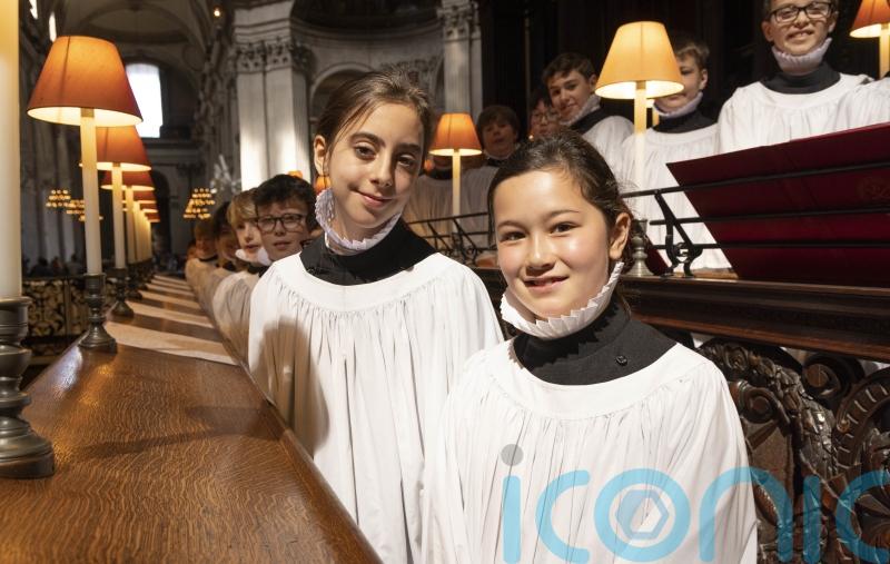Girls join the St Paul’s Cathedral Choir for the first time
