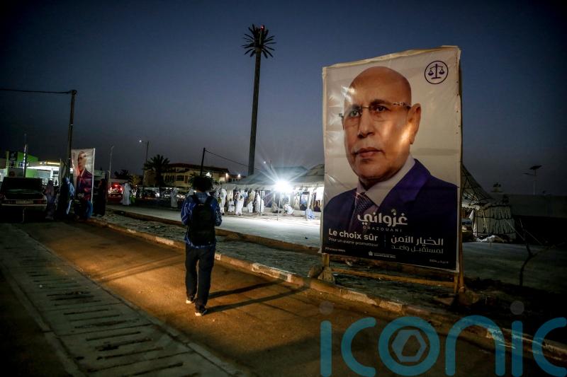 Mauritanians vote for president with incumbent favoured to win