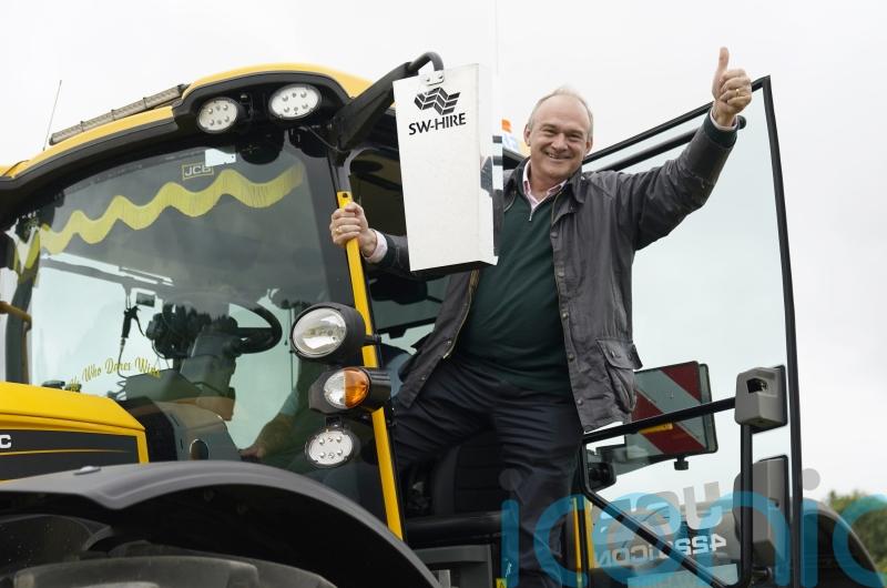 Ed Davey drives tractor in new Lib Dem stunt as he vows to knock down Blue Wall