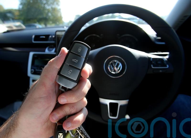 Consumers say car makers must do more to prevent keyless entry thefts