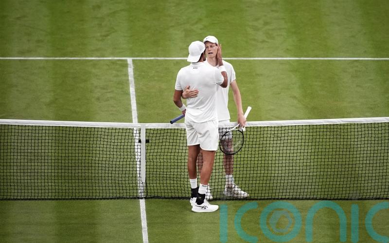 Jannik Sinner wins late-night thriller against fellow Italian Matteo Berrettini