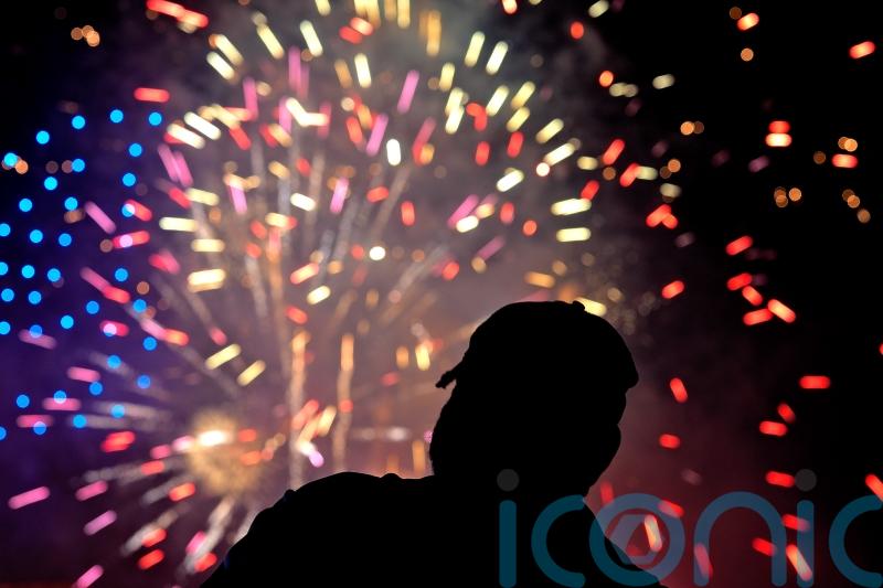 US celebrates July 4 amid heat warnings