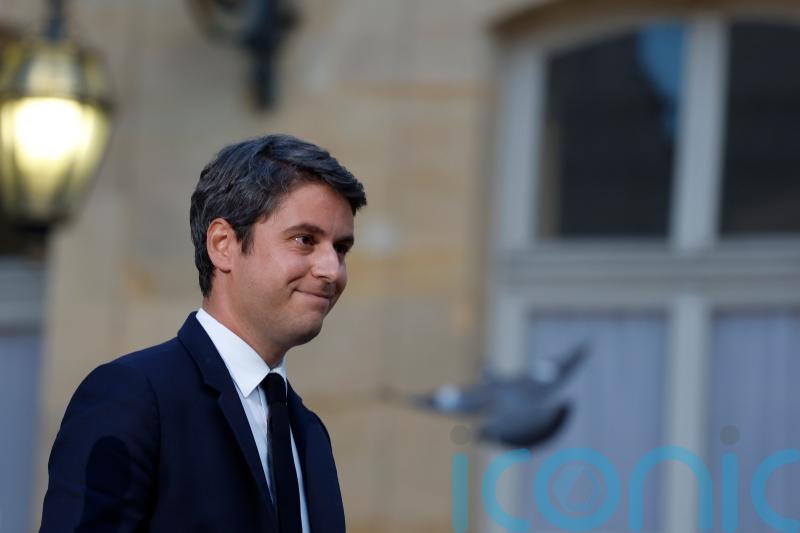 Political paralysis looms as French vote splits among left, centre and far right