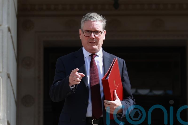 Starmer commits to increasing powers for ministerial standards watchdog