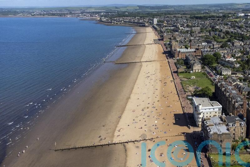 Warnings still in place amid probe into Edinburgh beach bacteria pollution