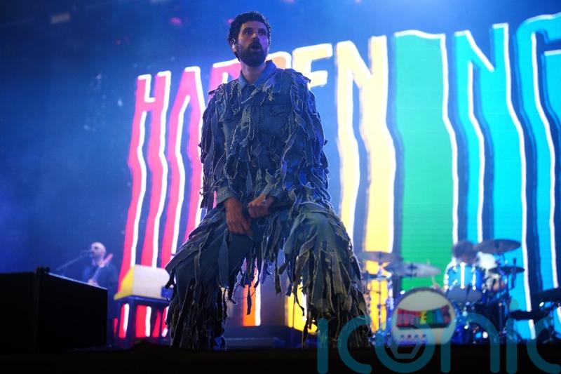 Kasabian hails fans as ‘greatest’ after topping charts seventh time