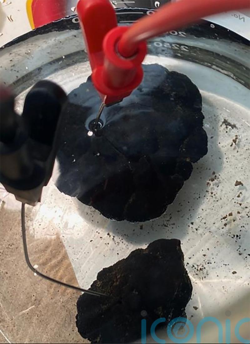 ‘Dark oxygen’ produced by metals on deep-ocean floor, study finds