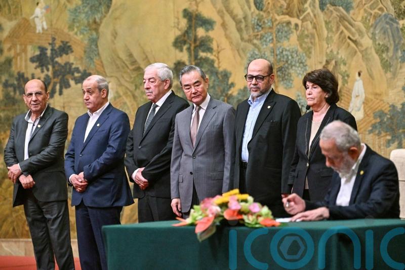 Hamas and Fatah sign declaration to form future government as war rages in Gaza