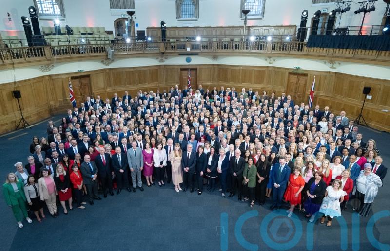 Government majority ‘gone by Easter’ if rebellion continues – shadow minister