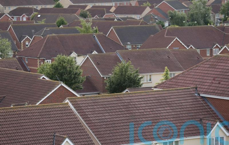 10% annual jump in home mover numbers, Lloyds Bank finds