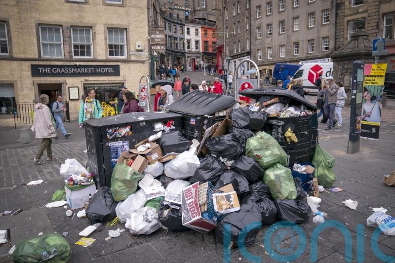 Scottish ministers urged to act as strike planned by council waste workers