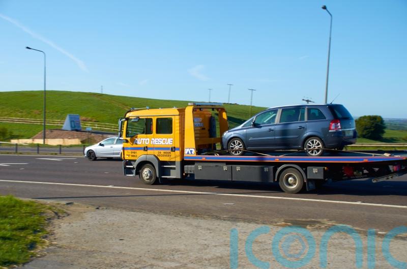 Ageing cars blamed on rise in breakdowns