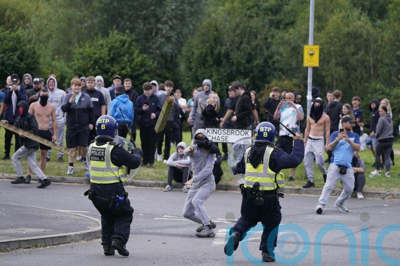 Starmer to chair Cobra as police brace for further violence