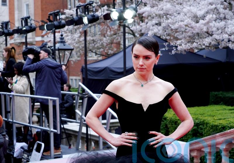 Star Wars actress Daisy Ridley diagnosed with Graves’ disease