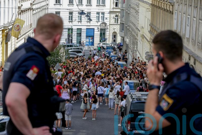 Hundreds of Taylor Swift fans gather in Vienna after concerts cancelled