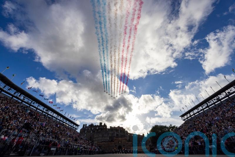 Red Arrows wow Edinburgh Tattoo crowds with colourful flypast