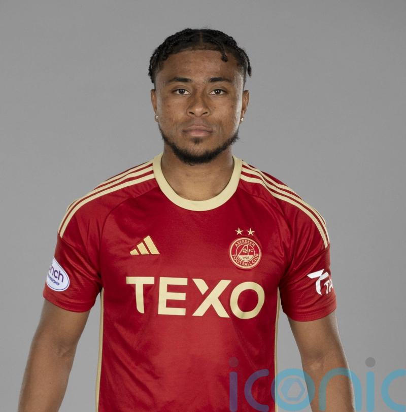 Aberdeen make it six wins from six with victory over St Mirren