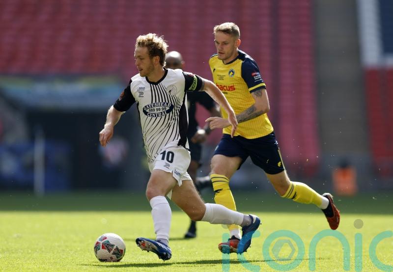 Gateshead avenge bad tackle on Greg Olley to beat 10-man Woking and keep pace