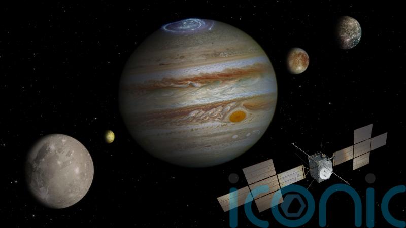 Juice spacecraft to pass over Earth in &lsquo;world first&rsquo; fly-by