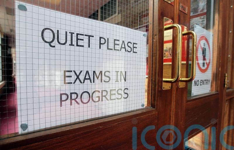 Pupils with low GCSE grades ‘more likely to be involved in criminal behaviour’