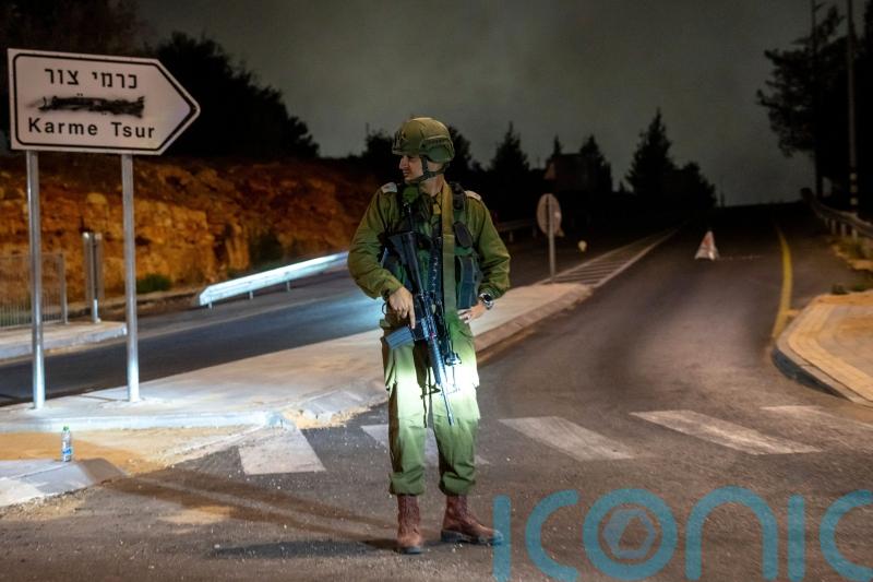 Polio vaccine campaign begins in Gaza as strikes continue