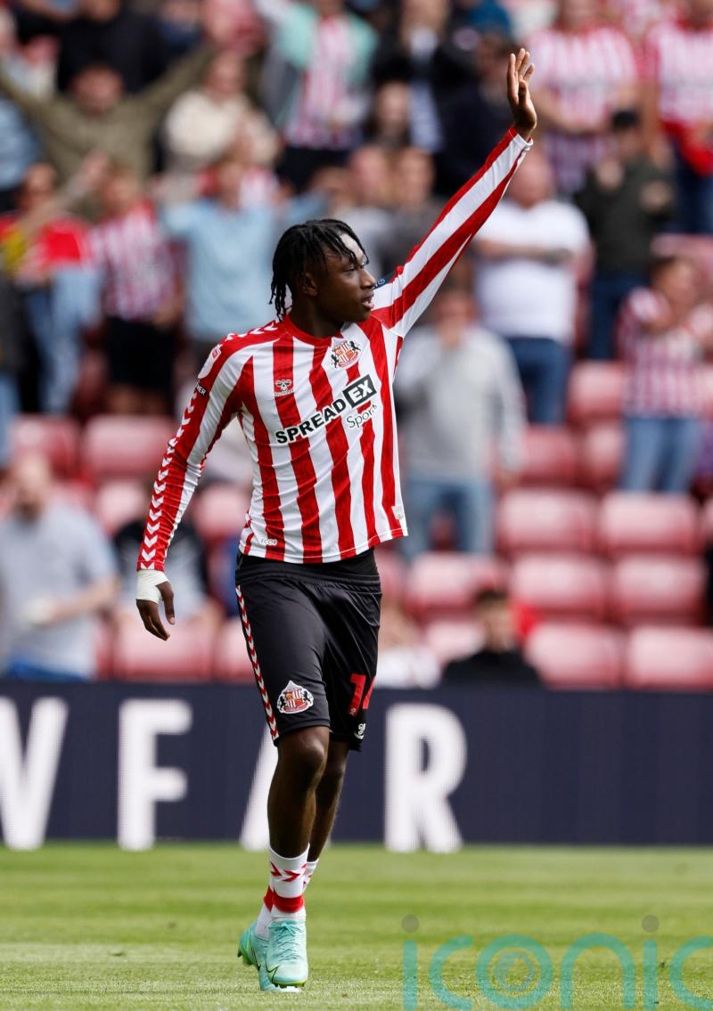 Romaine Mundle on target as Sunderland win at Portsmouth