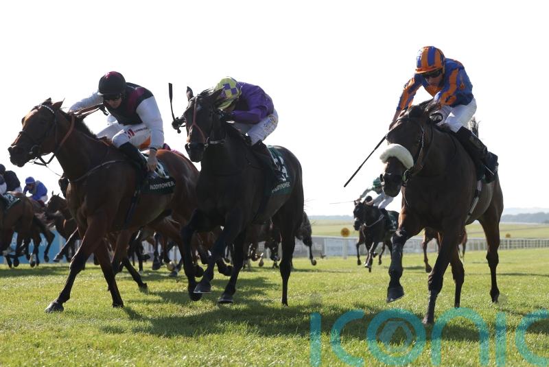 Moore shines on Wigmore Street as jockey completes four-timer