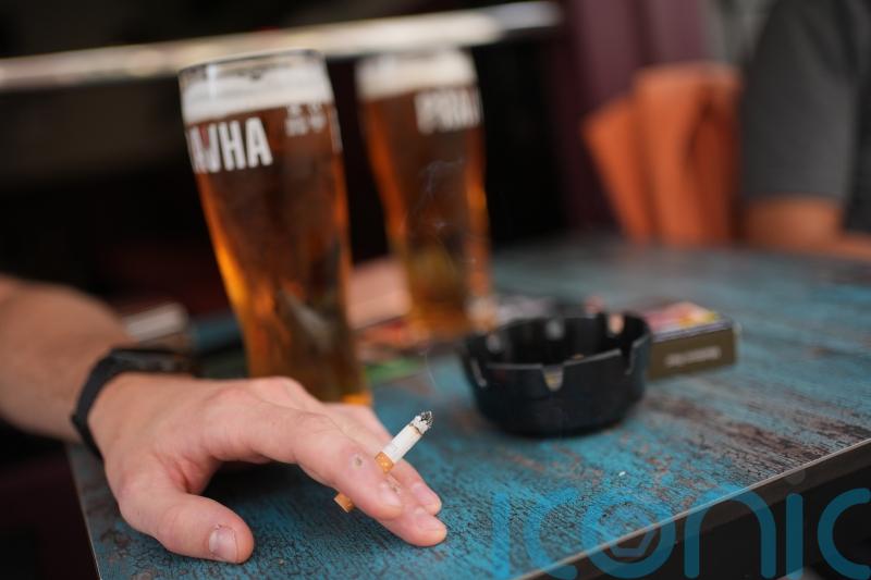 Minister denies attacking hospitality industry over beer garden smoking ban