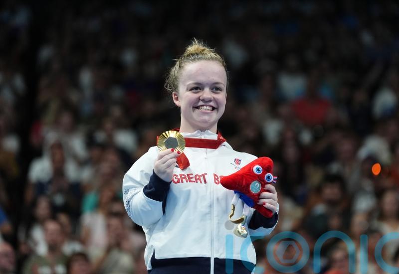 Maisie Summers-Newton wins one of Britain’s 12 golds on a super Sunday in Paris