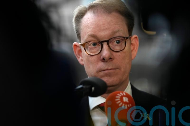 Sweden’s foreign minister announces surprise departure from politics