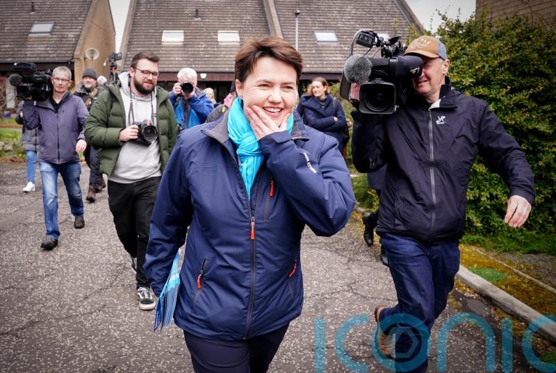 Baroness Davidson backs favourite Findlay to be next Scottish Tory leader
