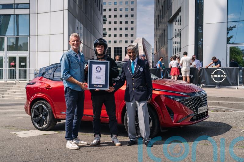 Nissan Qashqai breaks Guinness World Record for highest bungee jump in a car